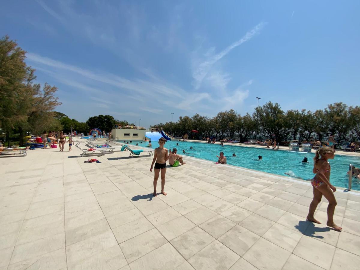 Volare Camp In Villaggio San Francesco Duna Verde Luaran gambar